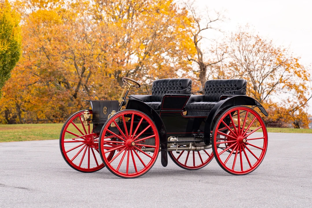 1907 International - Image 3 of 31