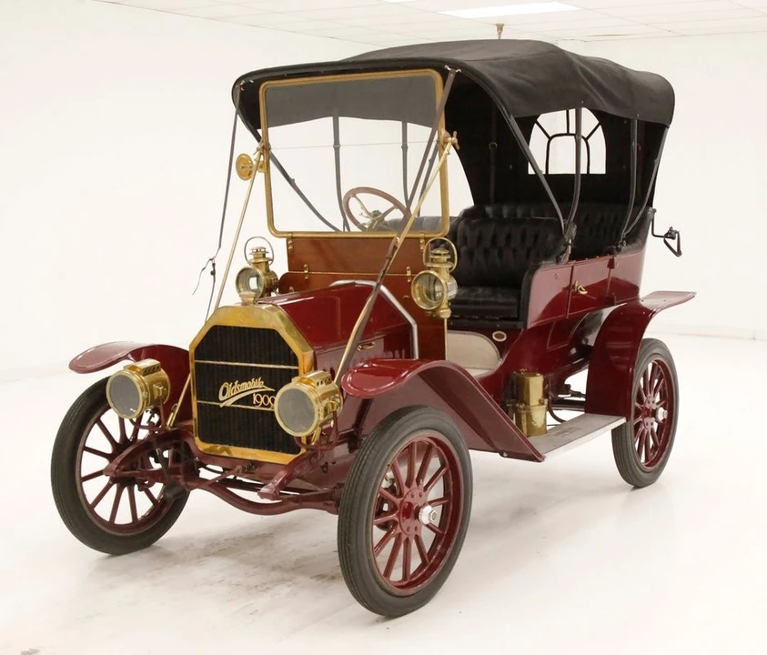 1908 Oldsmobile - Image 2 of 31