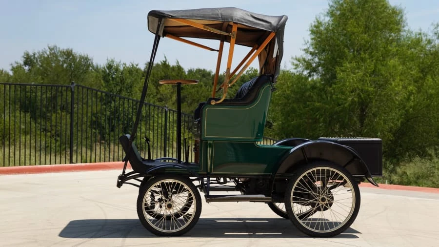 1908 Renault - Image 2 of 31