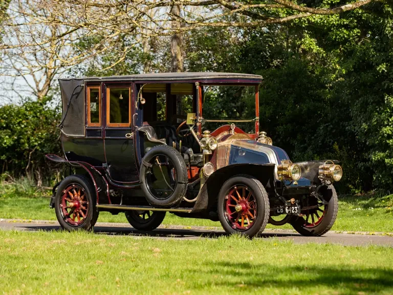 1908 Renault - Image 2 of 31
