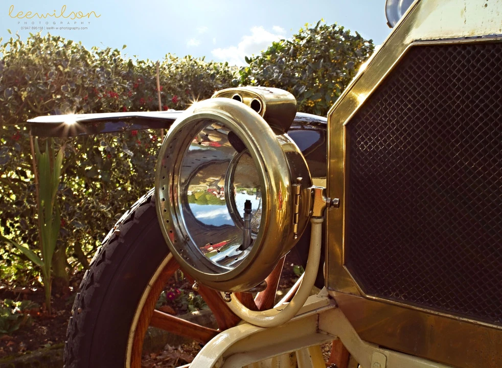 1909 Mercedes-Benz W124 E-Class - Image 6 of 11