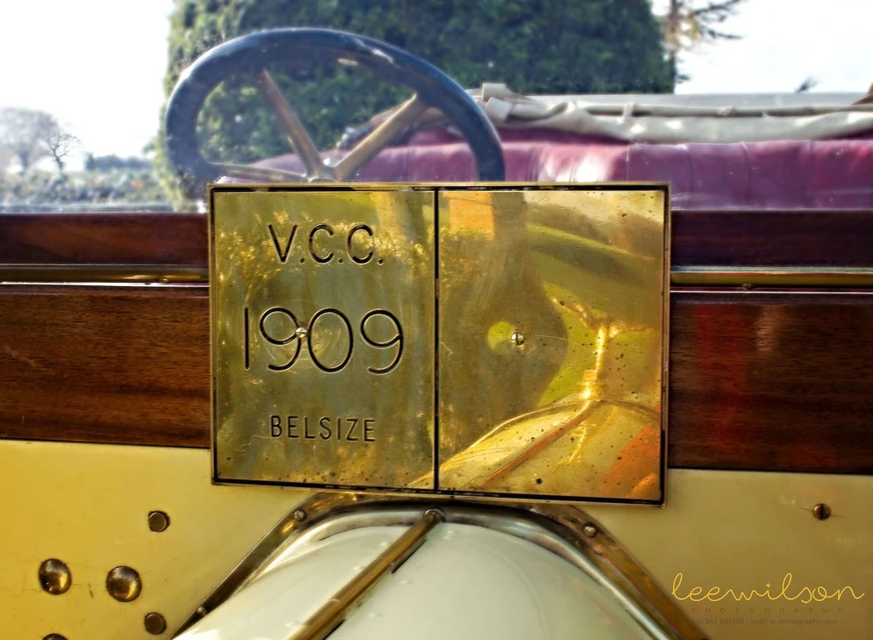 1909 Mercedes-Benz W124 E-Class - Image 5 of 11