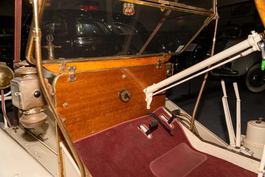 1909 Hupmobile - Image 12 of 25