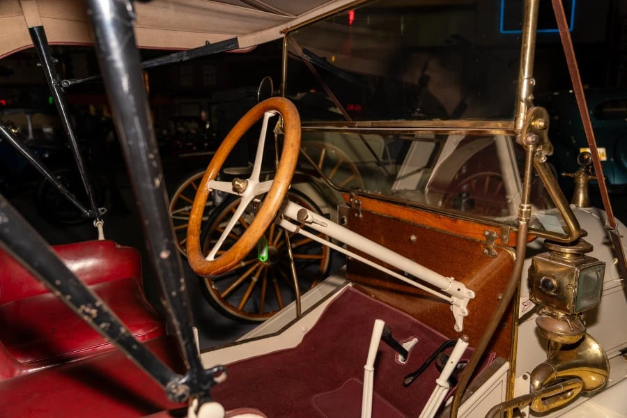 1909 Hupmobile - Image 10 of 25