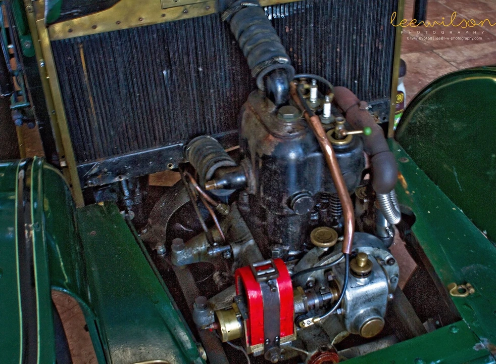 1909 Renault - Image 2 of 13