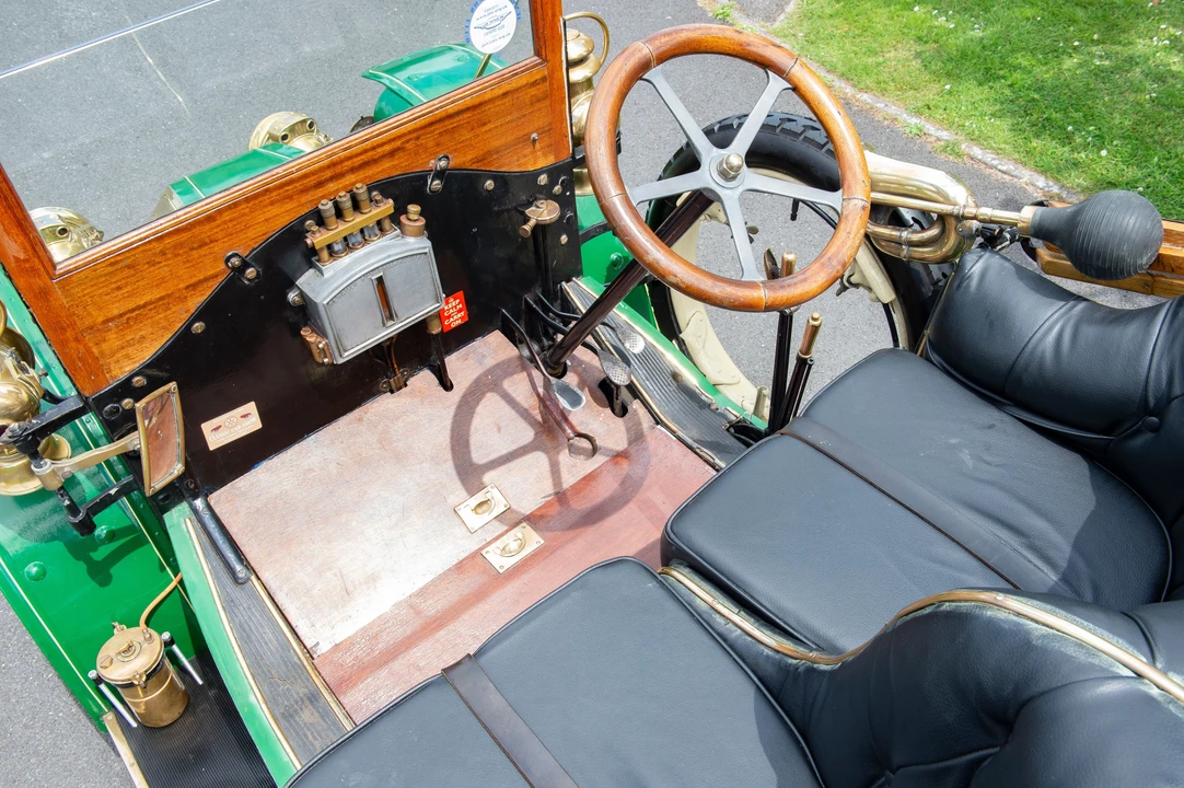 1909 Renault - Image 10 of 31