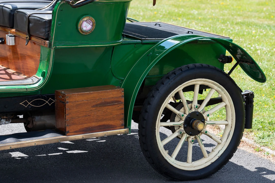 1909 Renault - Image 30 of 31