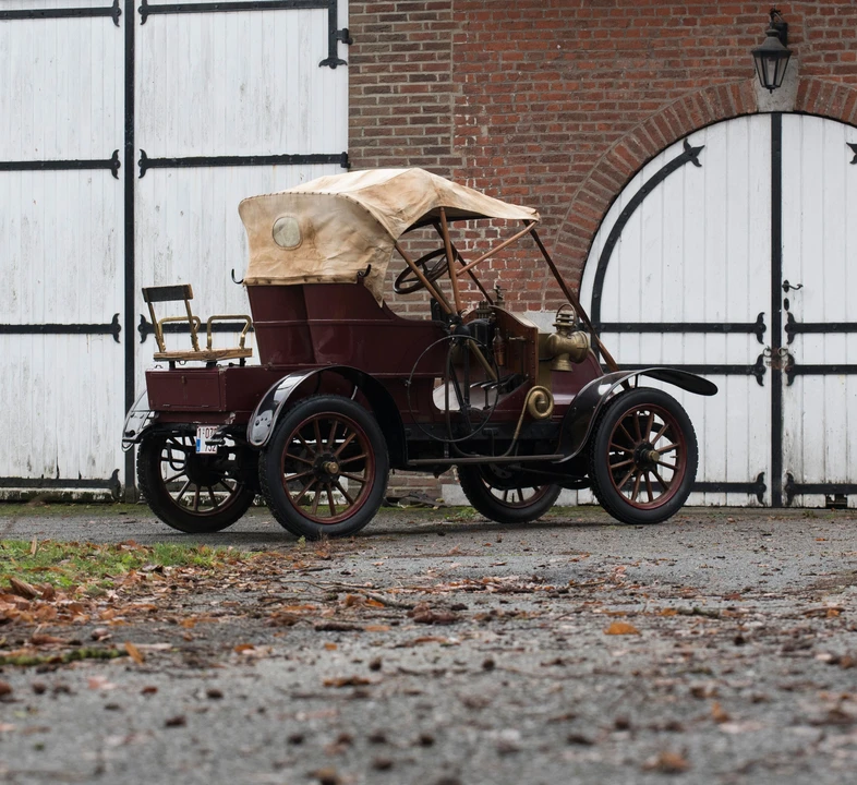 1909 Renault - Image 9 of 27
