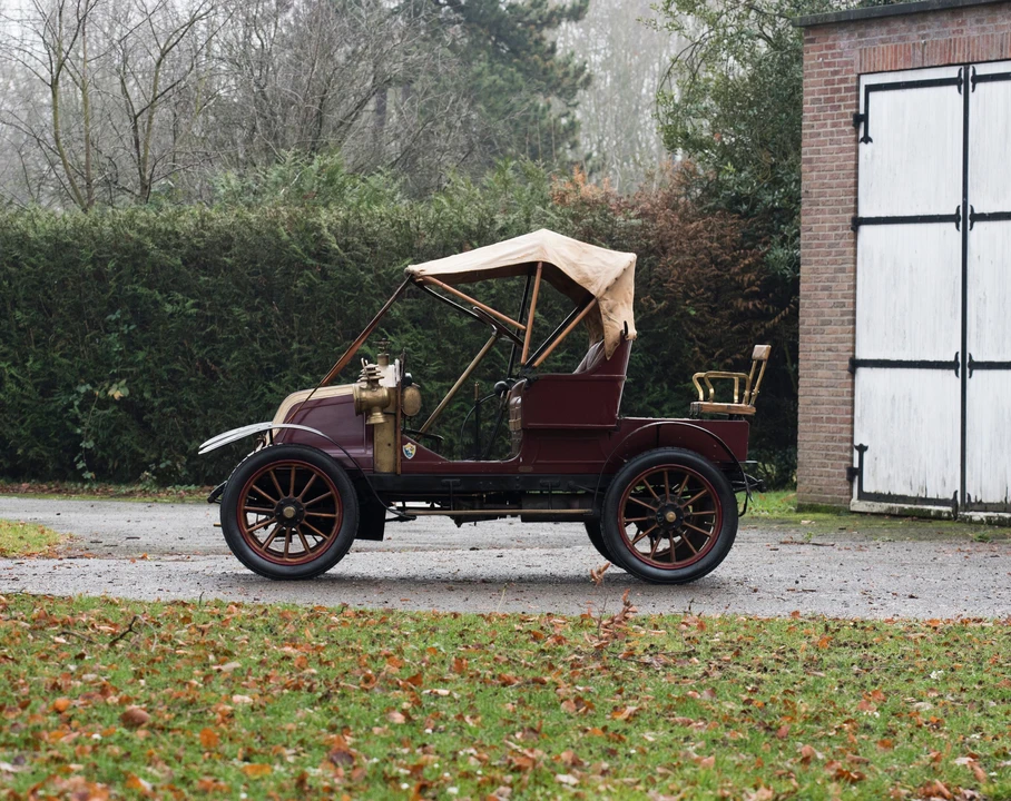1909 Renault - Image 7 of 27