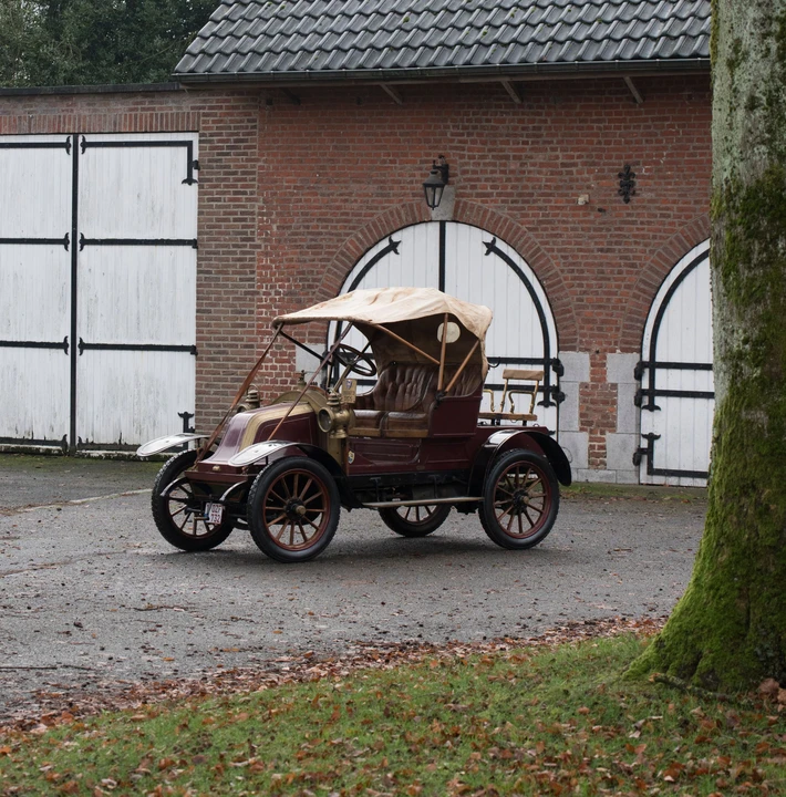 1909 Renault - Image 8 of 27