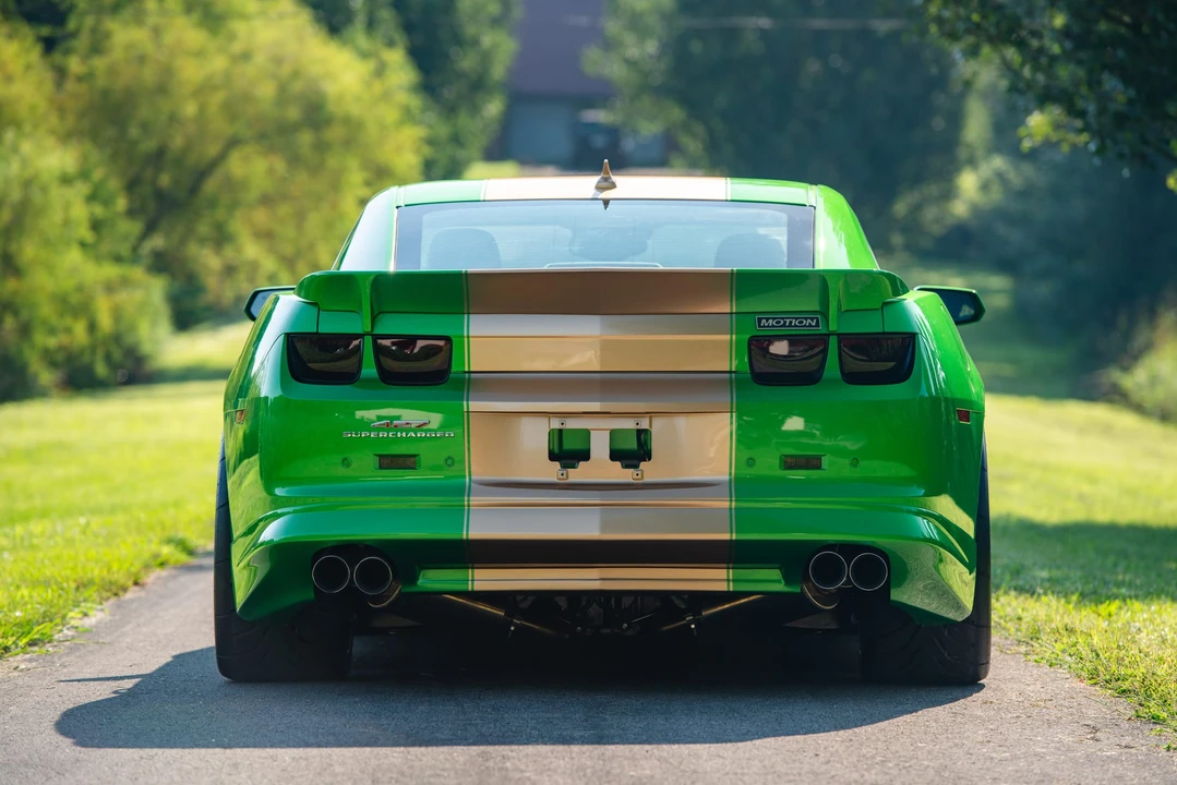 2011 Chevrolet Camaro - Image 8 of 31