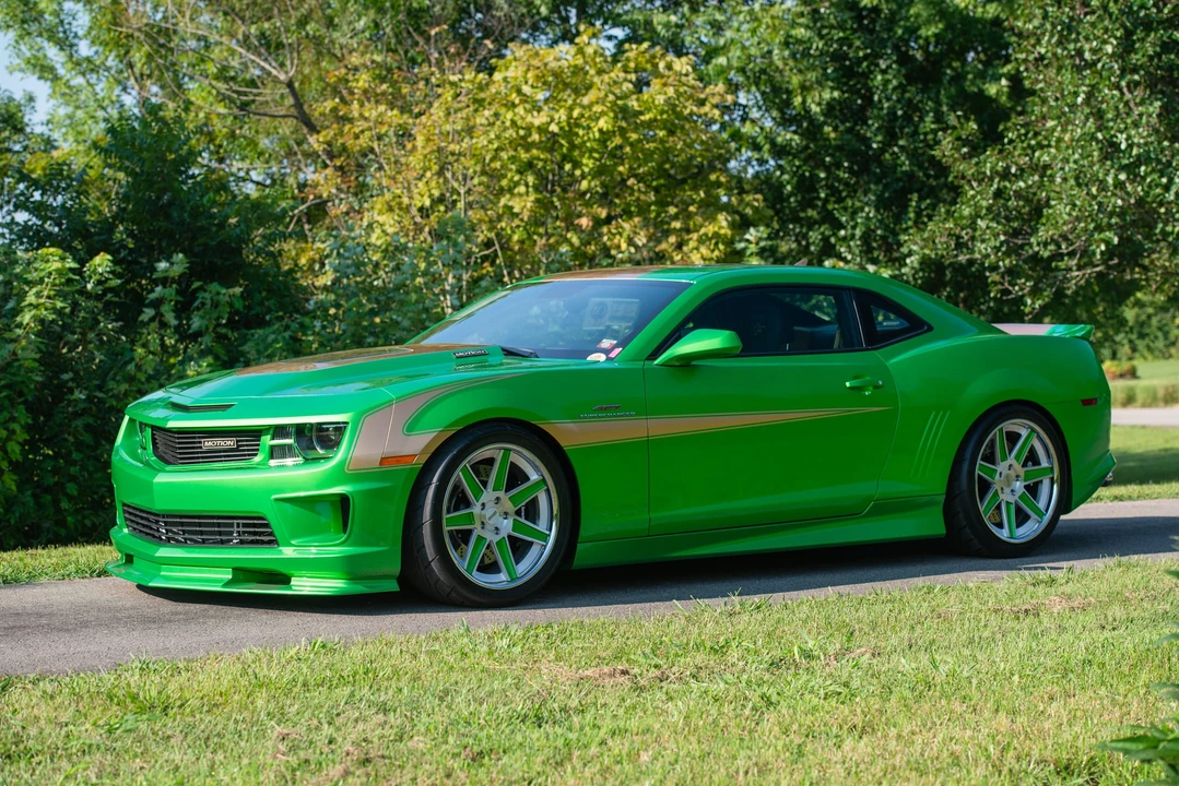 2011 Chevrolet Camaro - Image 9 of 31