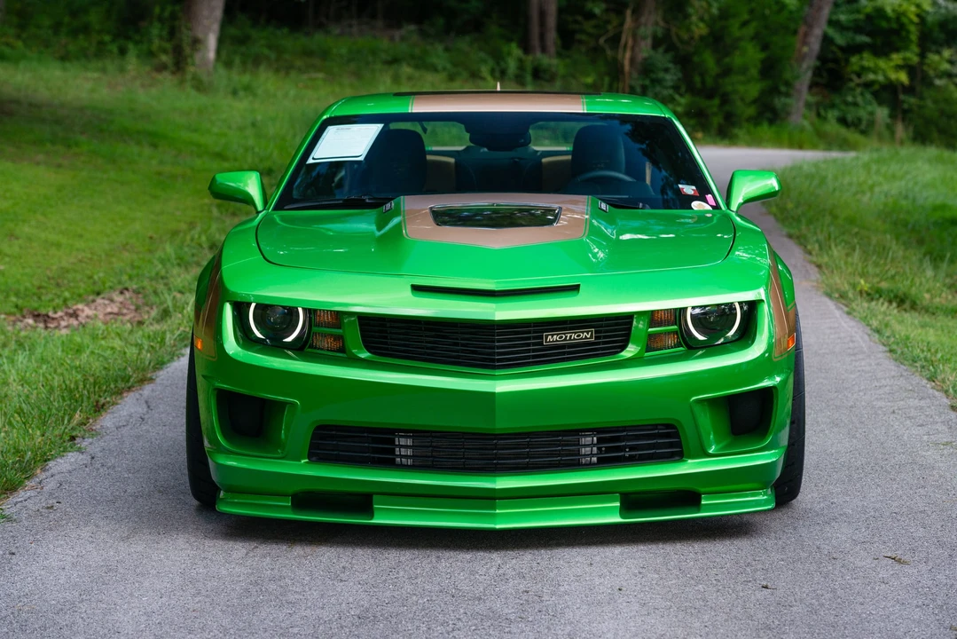 2011 Chevrolet Camaro - Image 17 of 31