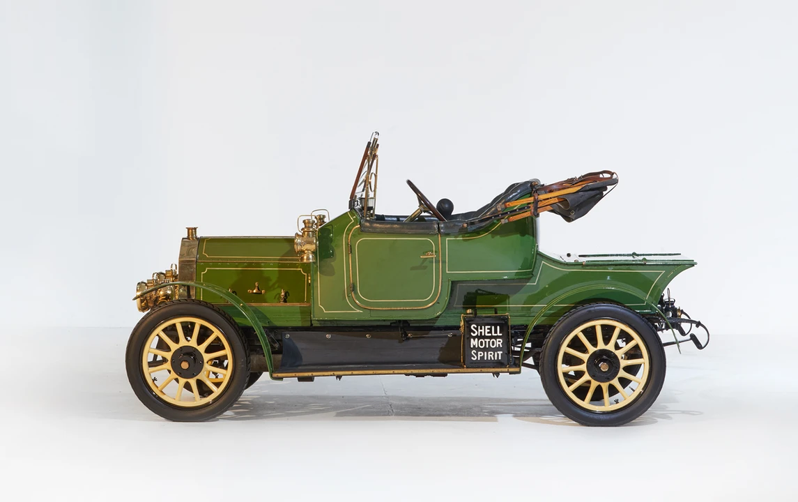 1910 Austin - Image 2 of 31