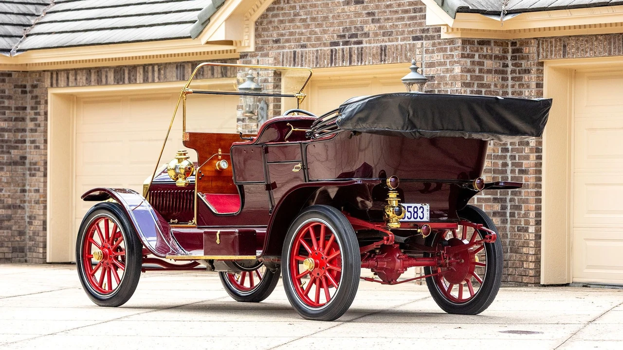 1910 Buick - Image 2 of 31