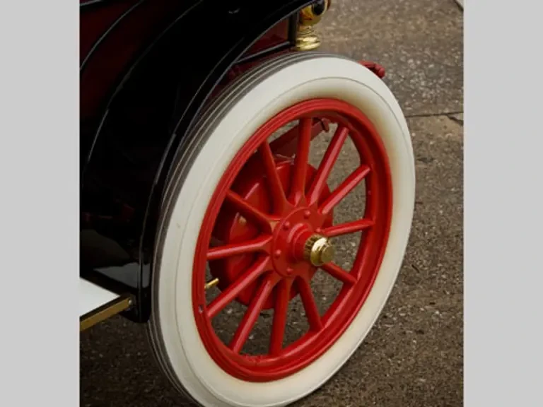 1910 Oldsmobile 88 - Image 17 of 28