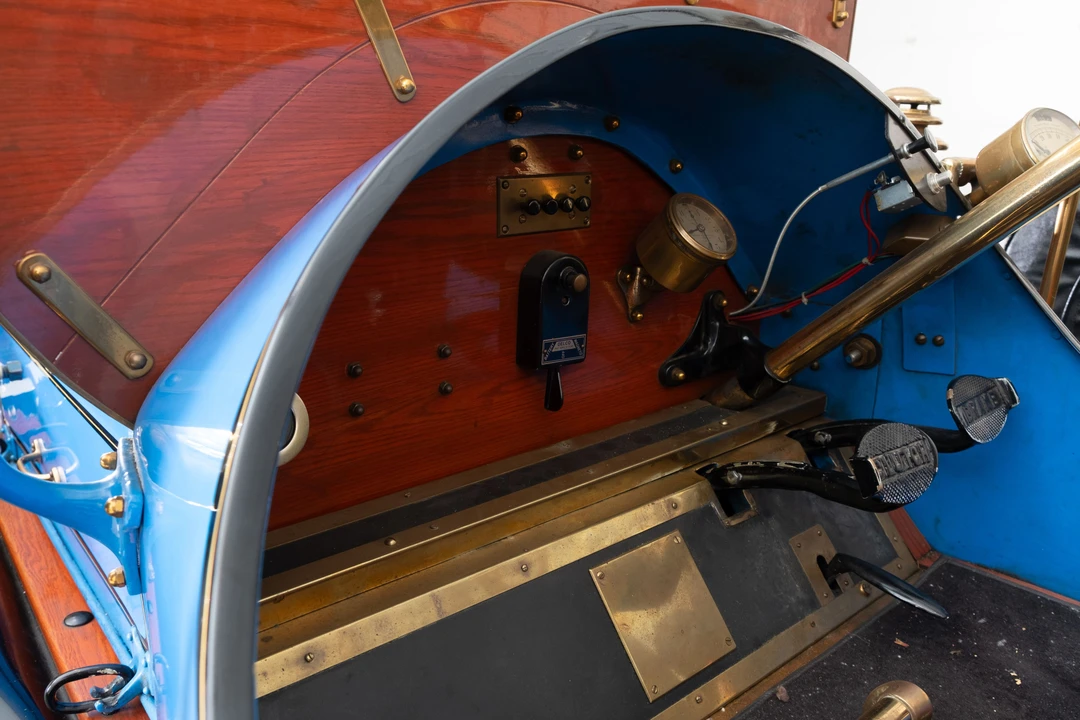 1910 Cadillac - Image 6 of 14