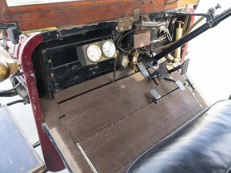 1910 Daimler - Image 15 of 31