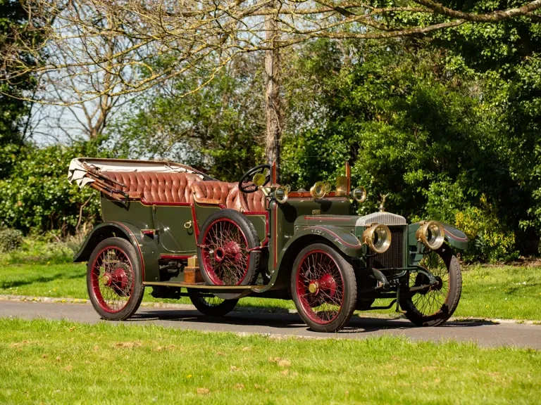 1910 Daimler - Image 2 of 31