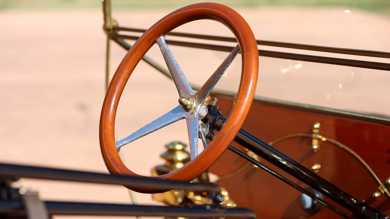 1910 Hupmobile - Image 21 of 31