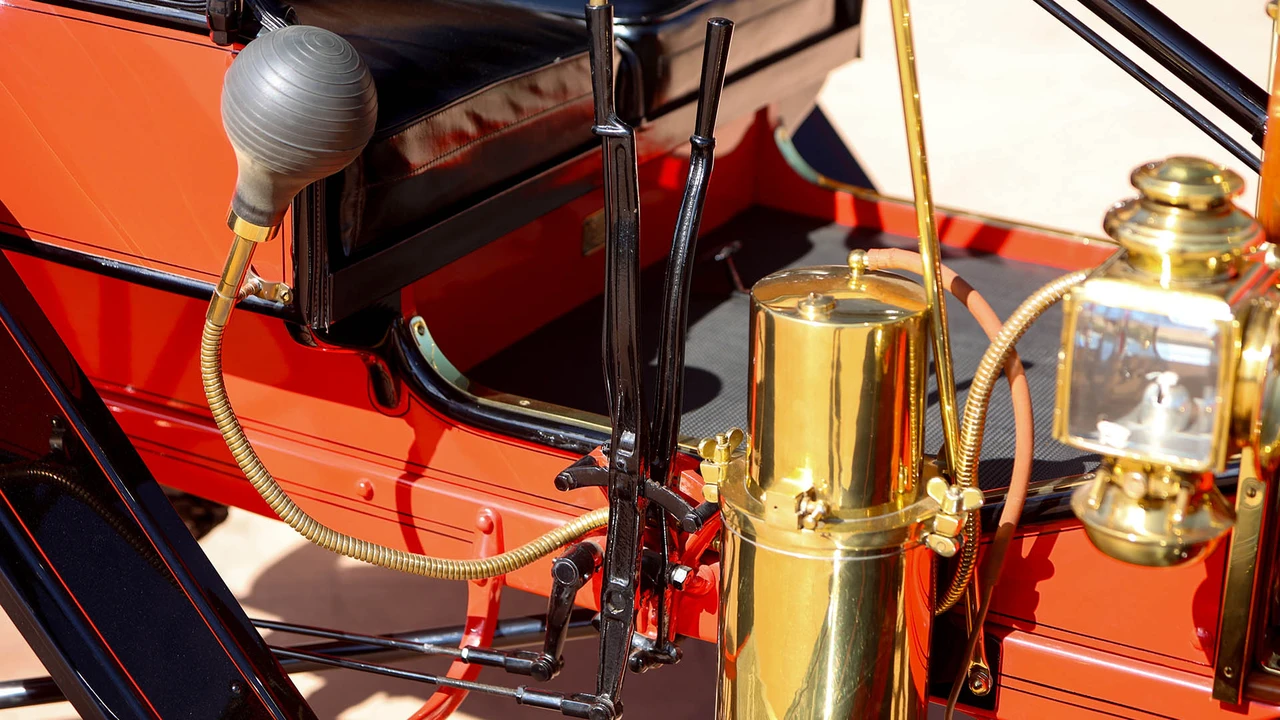 1910 Hupmobile - Image 24 of 31