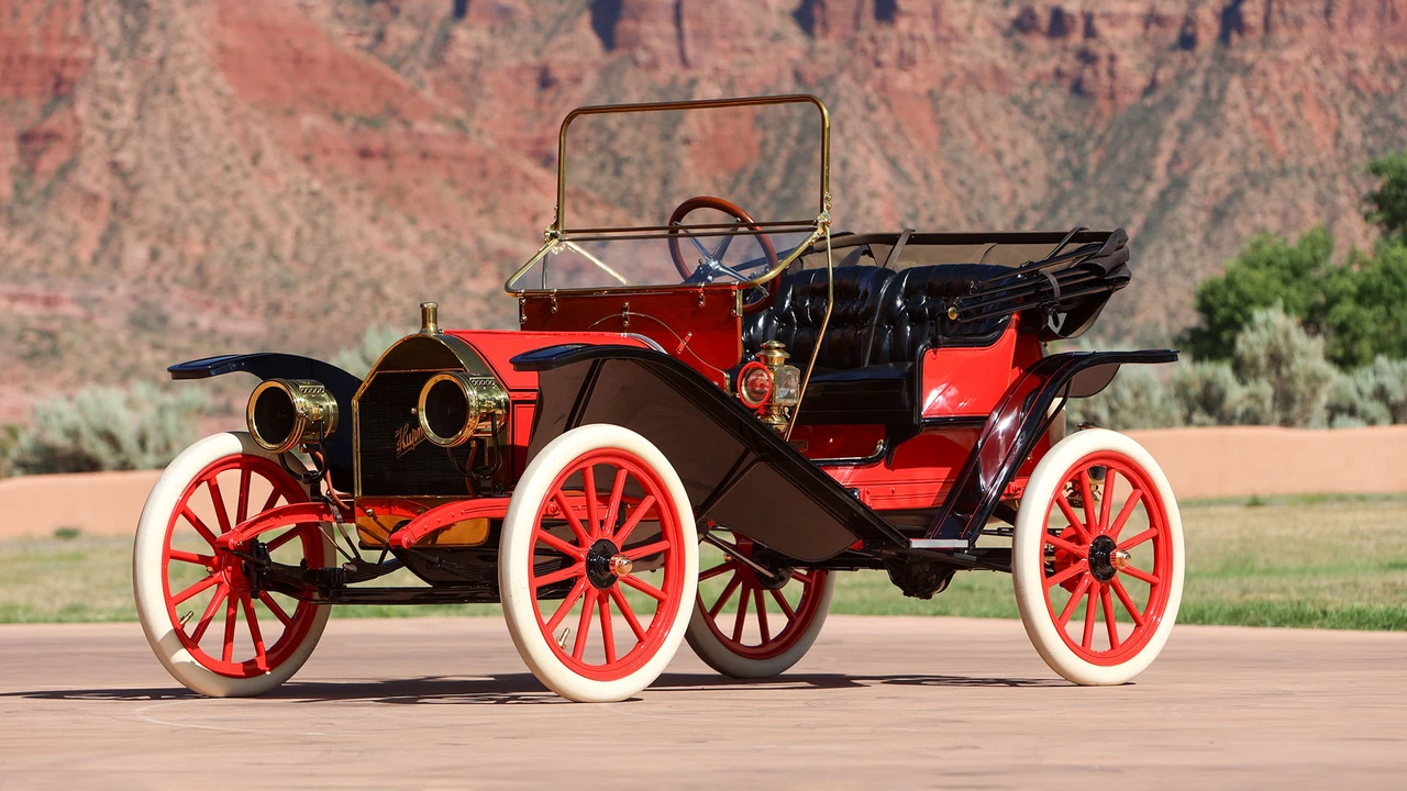 1910 Hupmobile - Image 5 of 31