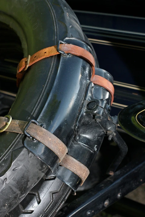 1910 Locomobile - Image 4 of 8