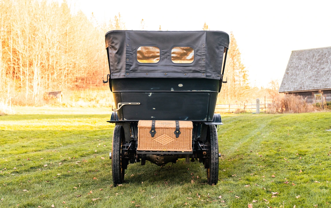 1910 Packard - Image 4 of 30