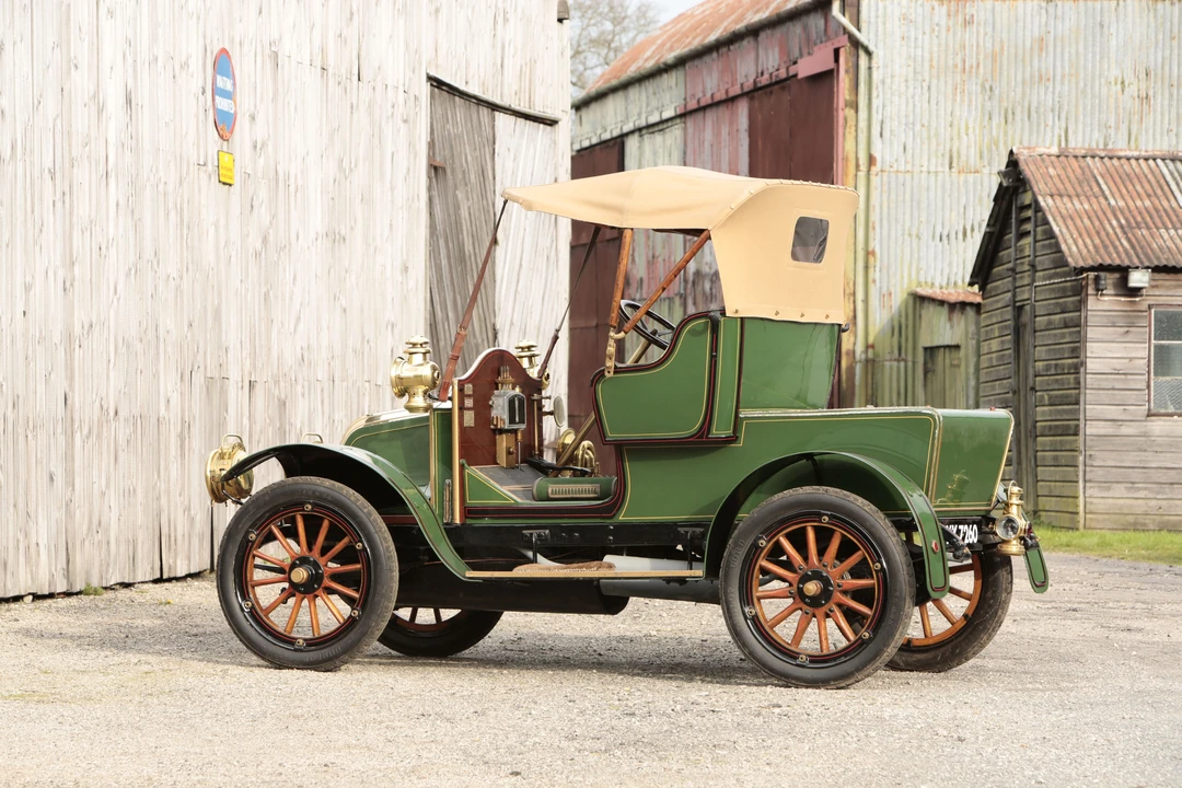 1910 Renault - Image 7 of 20