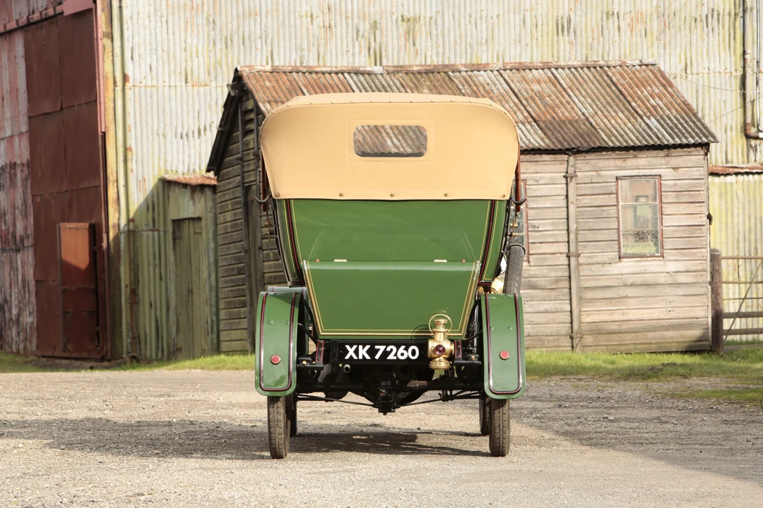 1910 Renault - Image 11 of 20