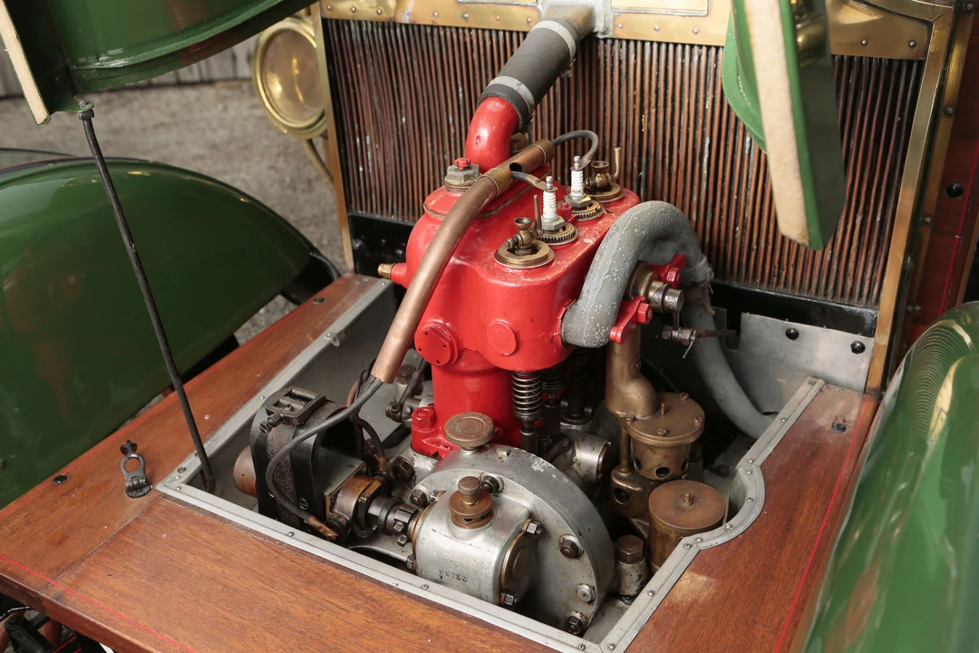 1910 Renault - Image 13 of 20