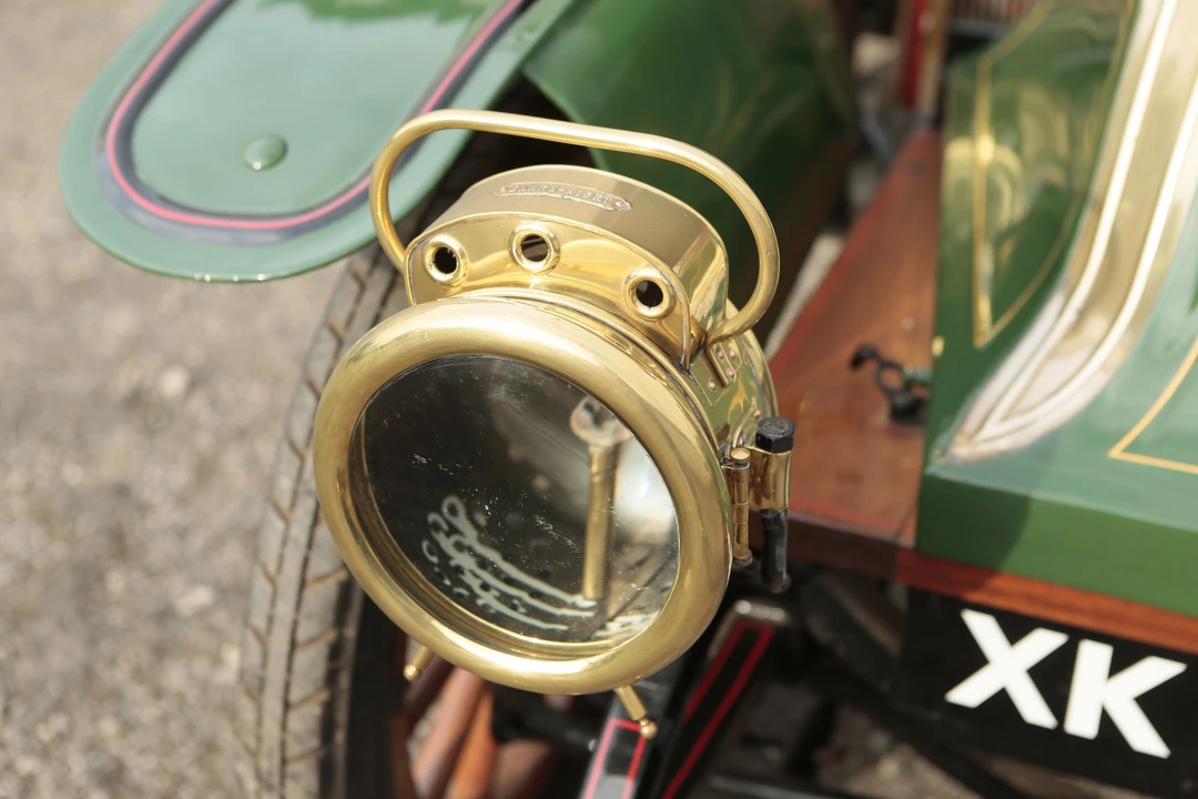 1910 Renault - Image 15 of 20