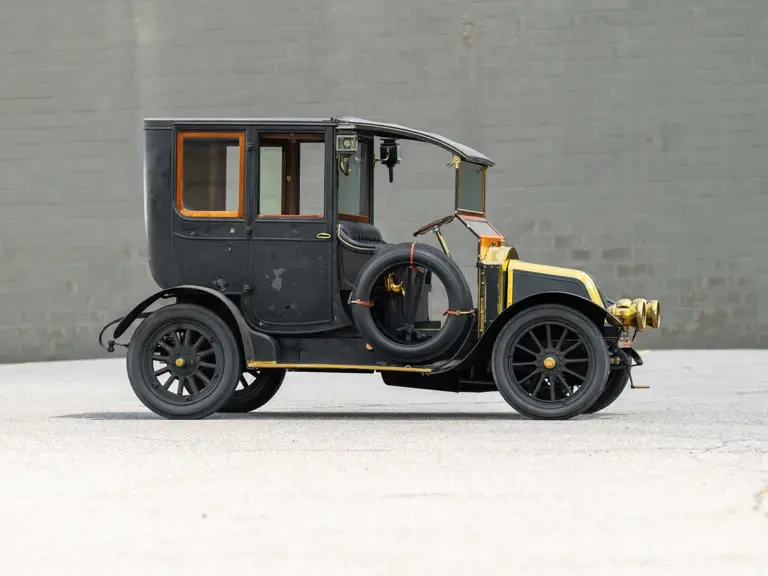1910 Renault - Image 6 of 31
