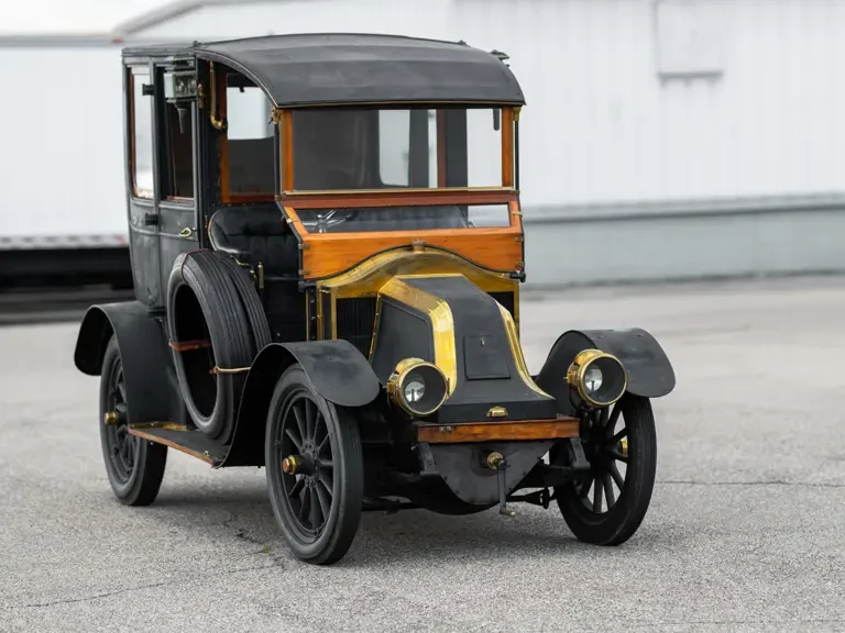 1910 Renault - Image 8 of 31