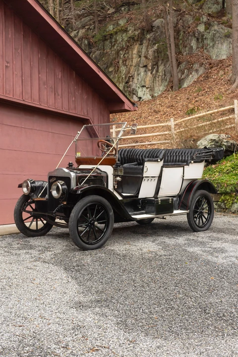 1910 White - Image 9 of 31