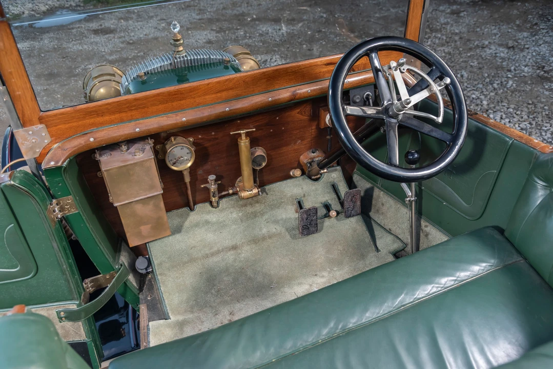 1911 Daimler - Image 7 of 15