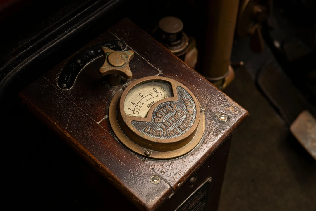 1911 Daimler - Image 17 of 31