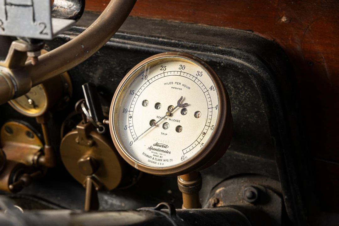 1911 Daimler - Image 3 of 31