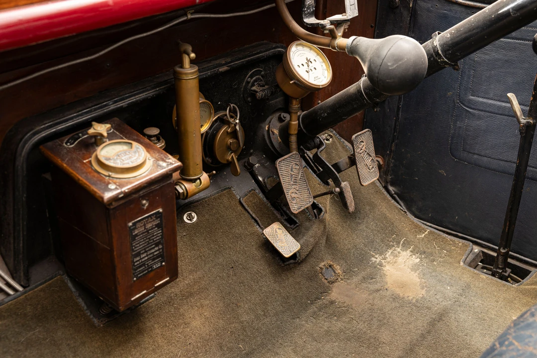 1911 Daimler - Image 31 of 31