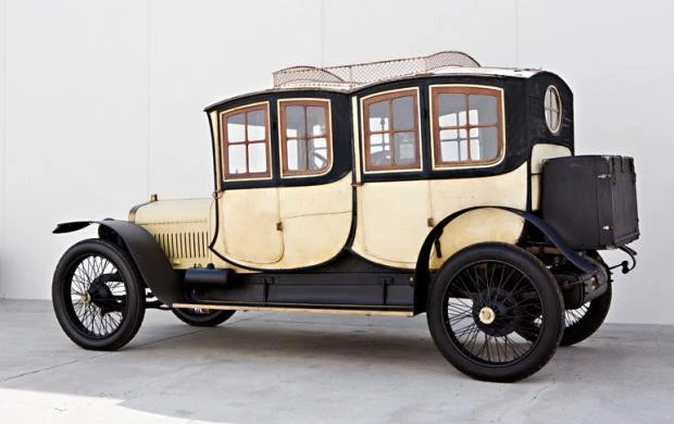 1911 Hispano-Suiza - Image 4 of 12