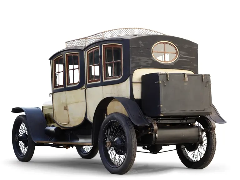 1911 Hispano-Suiza - Image 3 of 28