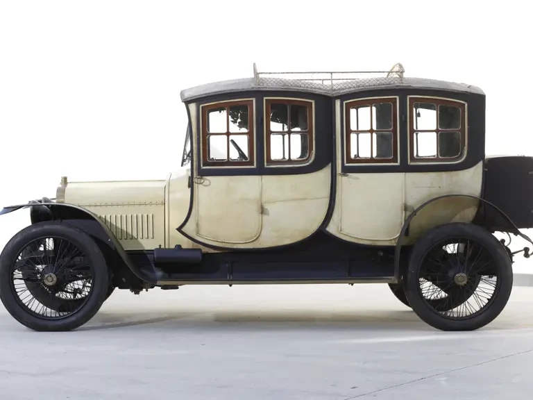 1911 Hispano-Suiza - Image 6 of 28