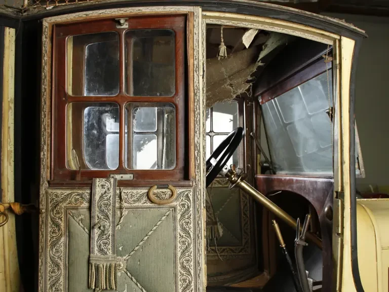 1911 Hispano-Suiza - Image 5 of 28