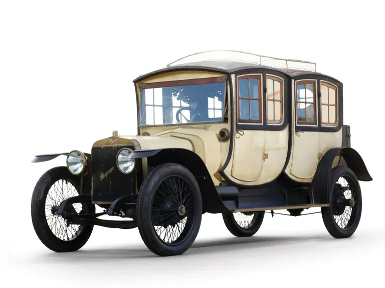 1911 Hispano-Suiza - Image 2 of 28