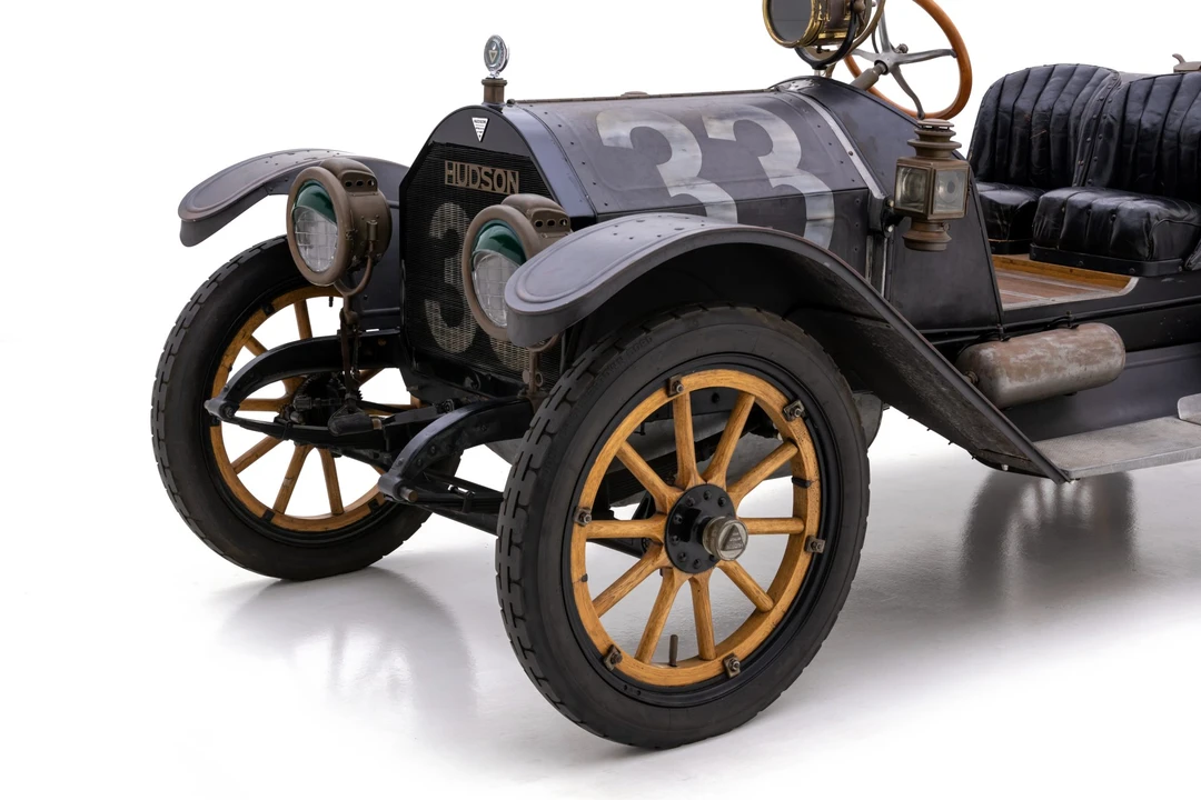 1911 Hudson - Image 22 of 31