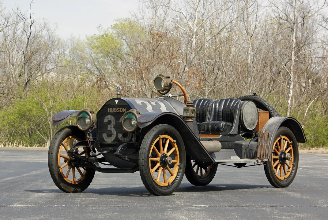 1911 Hudson - Image 5 of 31
