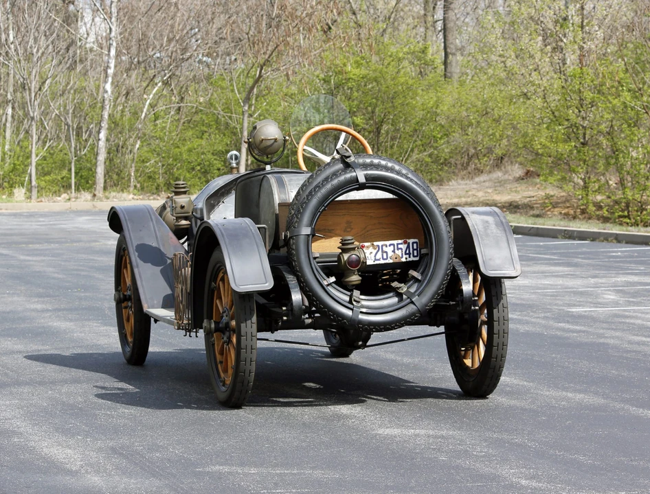 1911 Hudson - Image 10 of 31