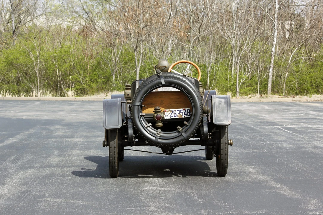 1911 Hudson - Image 11 of 31