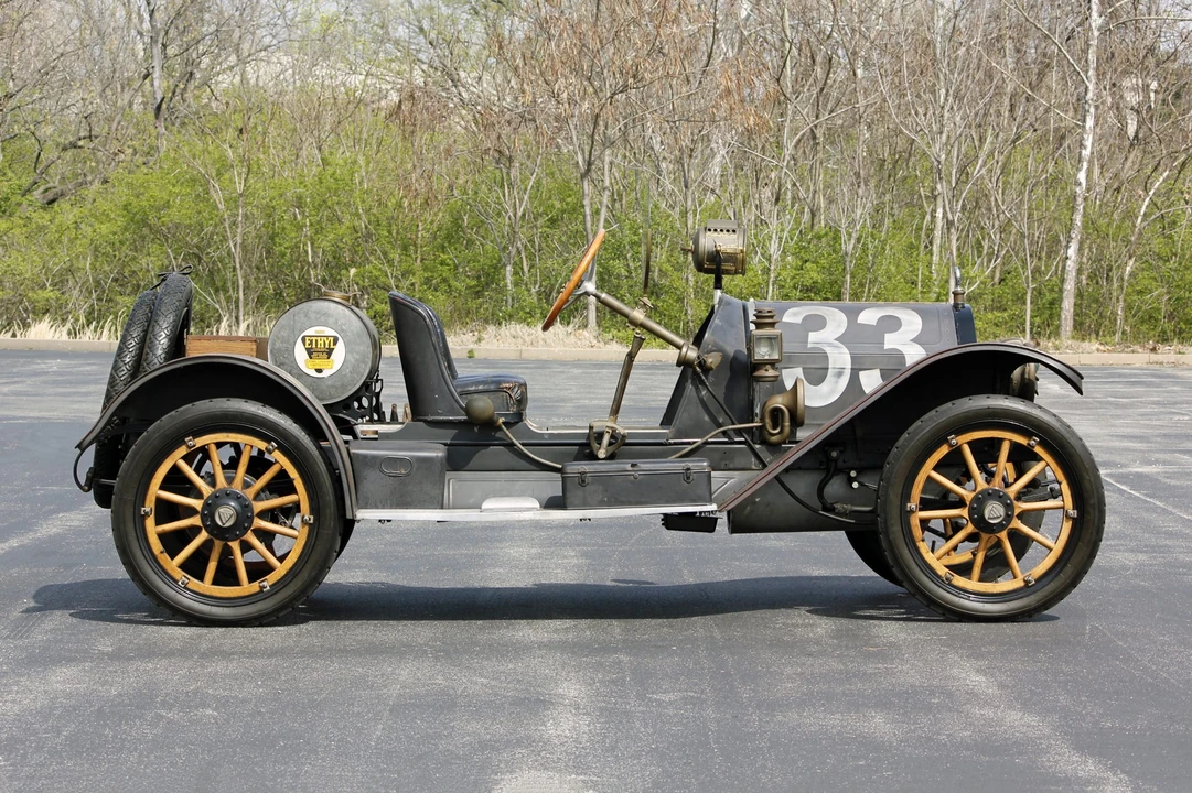 1911 Hudson - Image 14 of 31