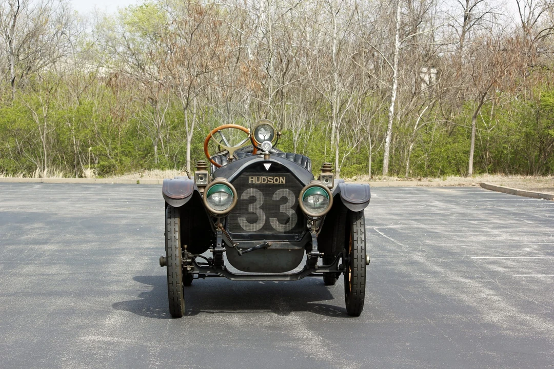 1911 Hudson - Image 3 of 31